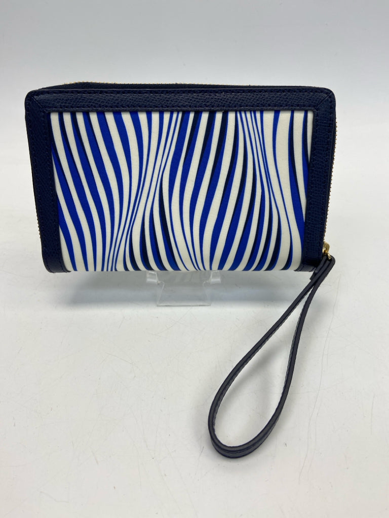 Vera Bradley  Size Navy/white Stripe(s) Wristlet