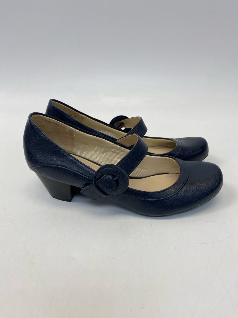 Life Stride US Shoe Size 8.5 Navy Heels