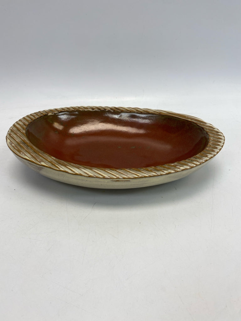 Brown Red/Cream Pottery