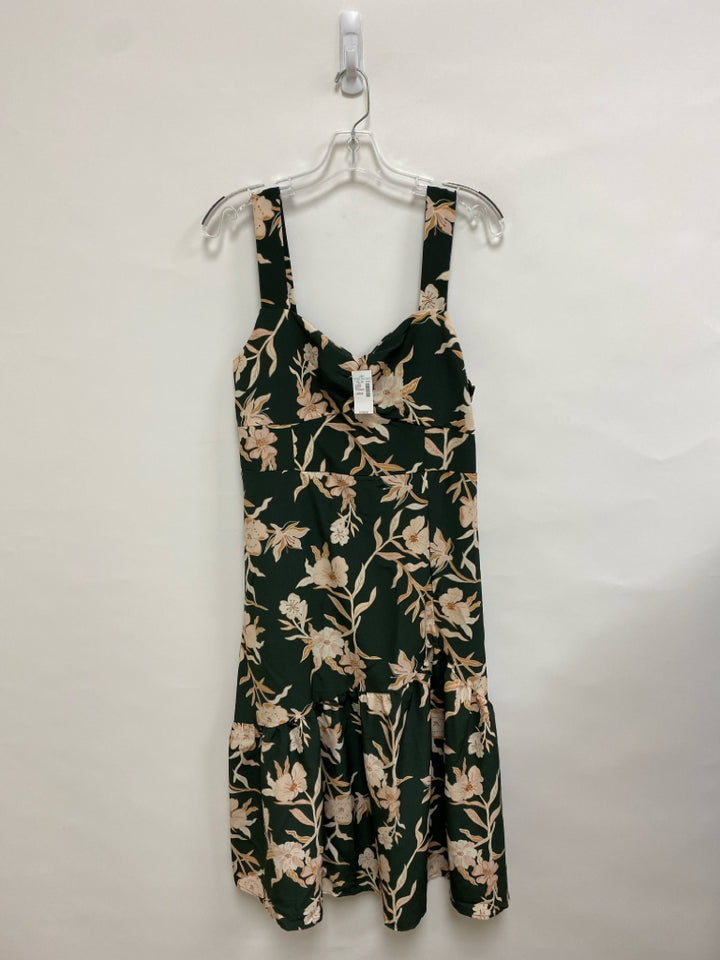 NWT maurices Size L Forest Green Coral/Tan Floral Sleeveless Ladies Dress