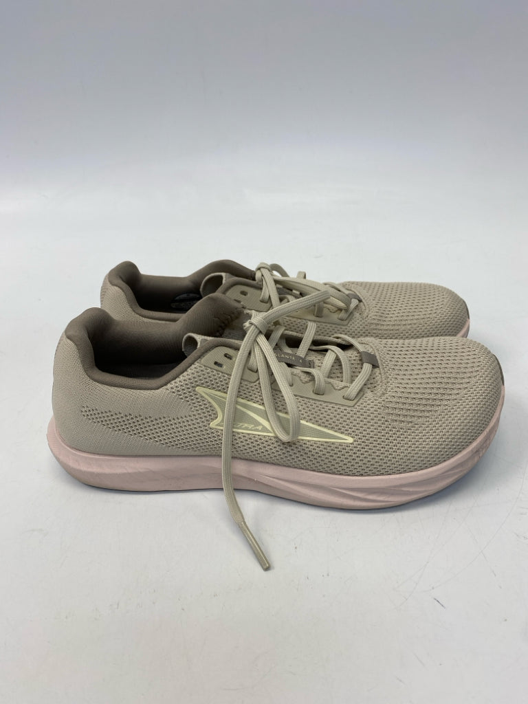 Altra  Size 8.5 Tan Lace-up Sneakers