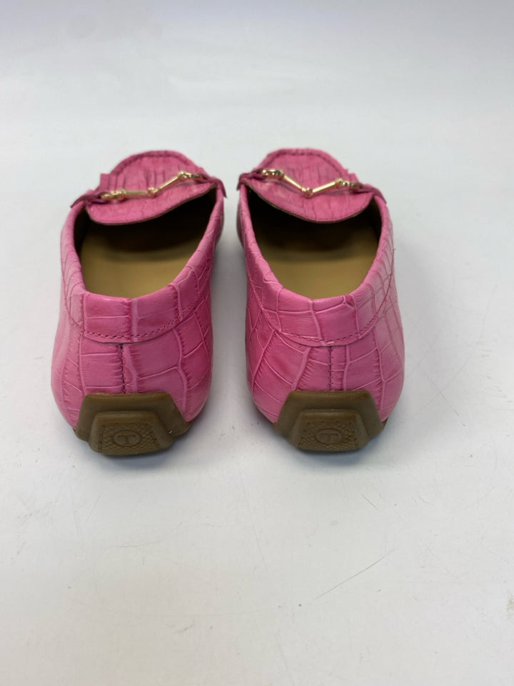 Talbots  Size 7.5 Pink Embossed Flats