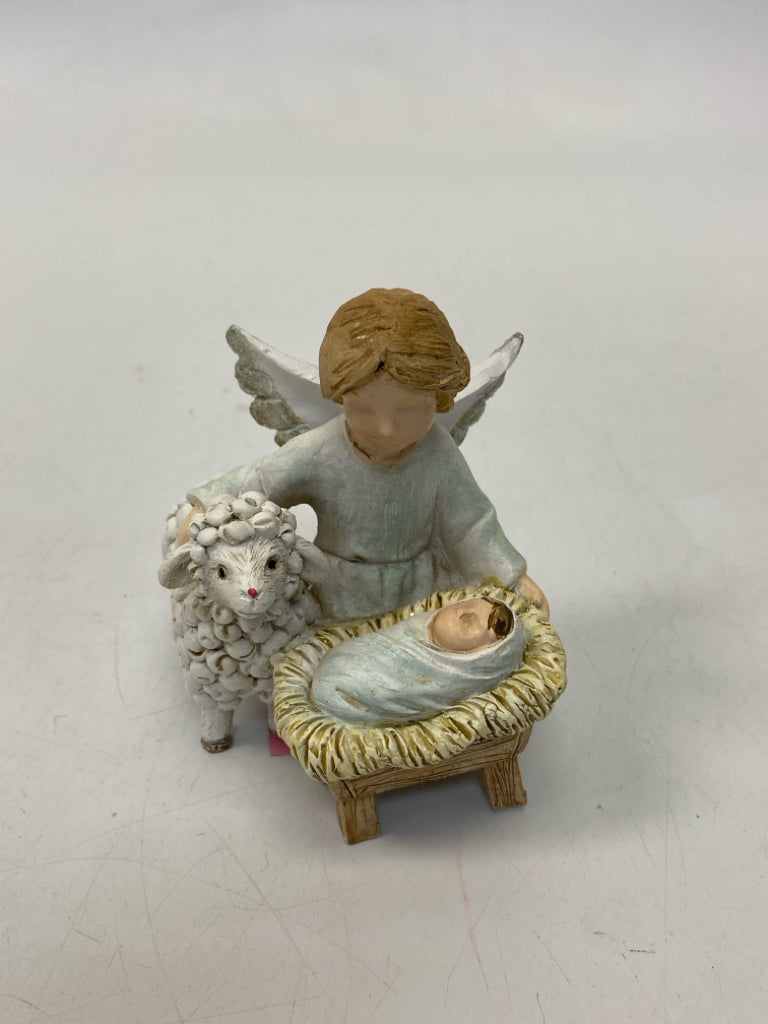 White Nativity Christmas