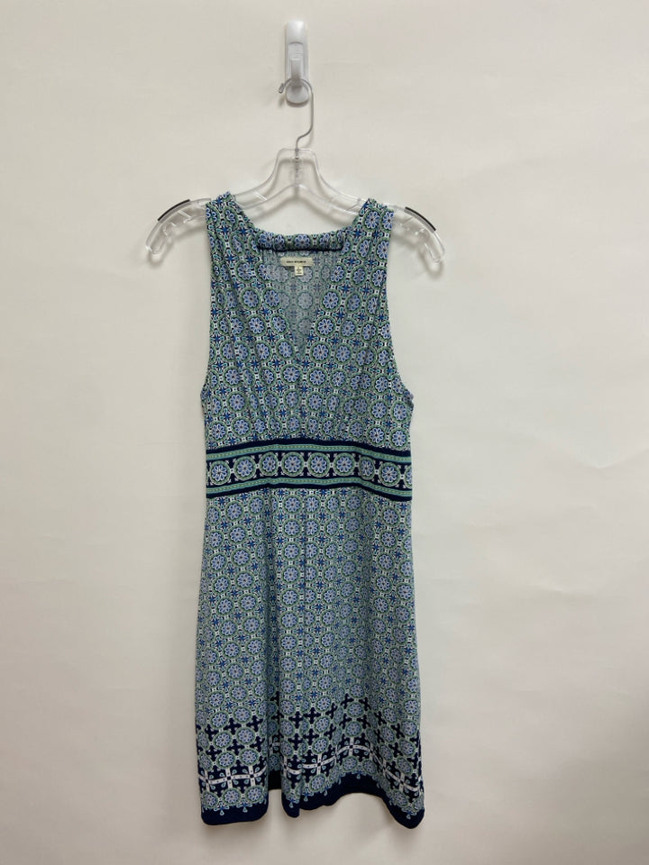 Max Studio Size L Green White/Navy Medallion Sleeveless Ladies Dress