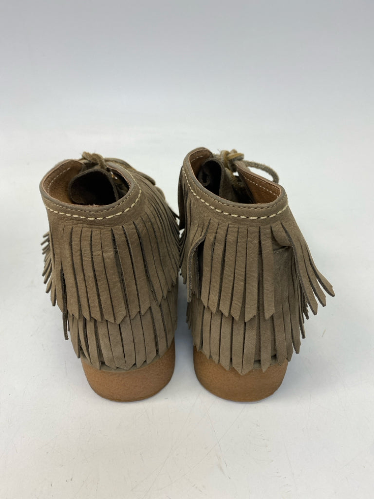 UGG US Shoe Size 7 Brown Fringe Boots