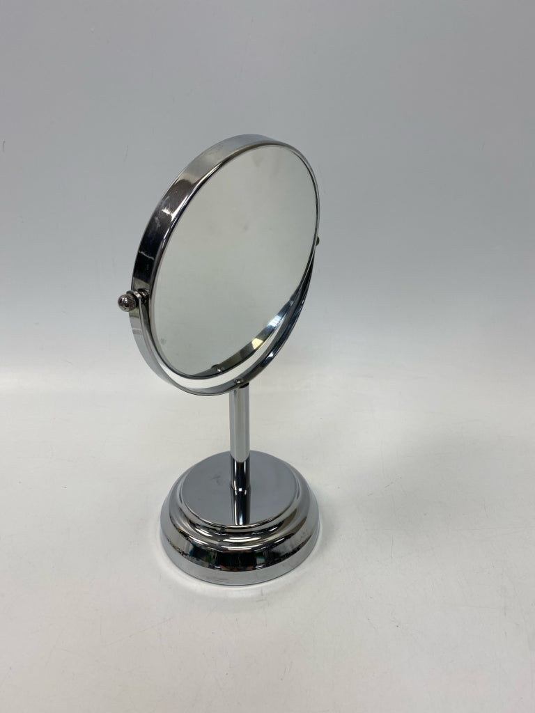 Silver Reversible Metal Makeup Mirror