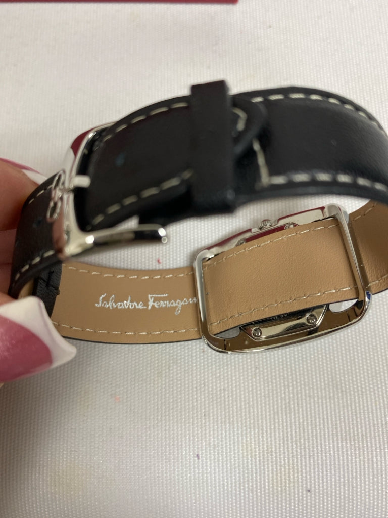 Ferragamo Silver Color Black Ladies Wristwatch