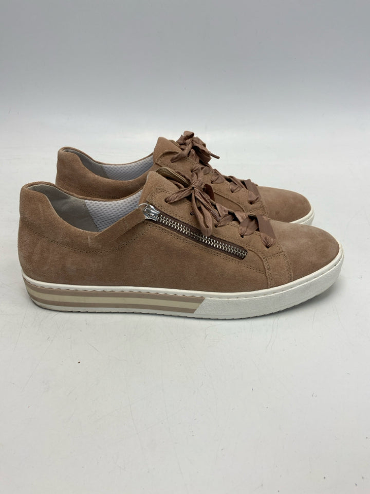 Gabor US Shoe Size 10.5 Blush Lace-up Sneakers