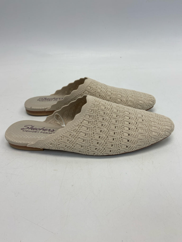 NWOT Skechers  Size 8 Beige Knit Mules