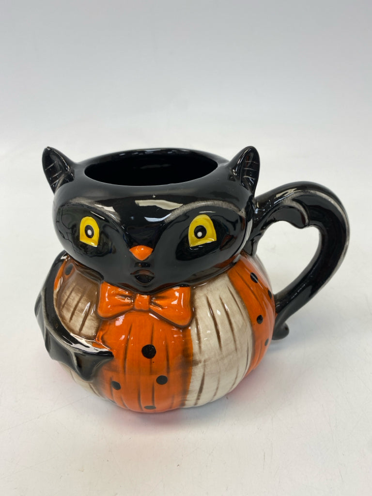 Black/Cream Orange Pumpkin Ceramic Halloween