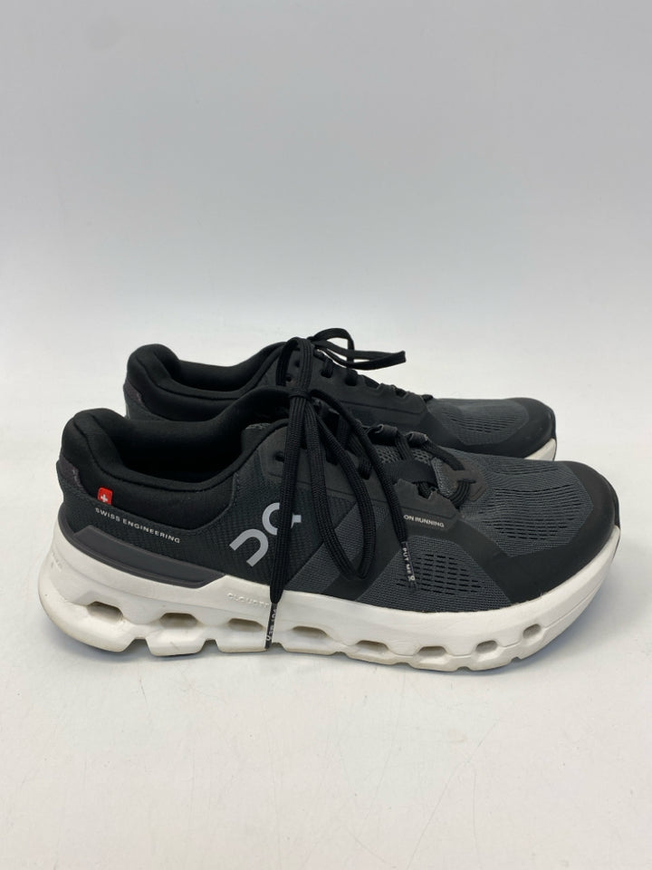 On Cloud  Size 8 Black Gray Lace-up Fabric Sneakers