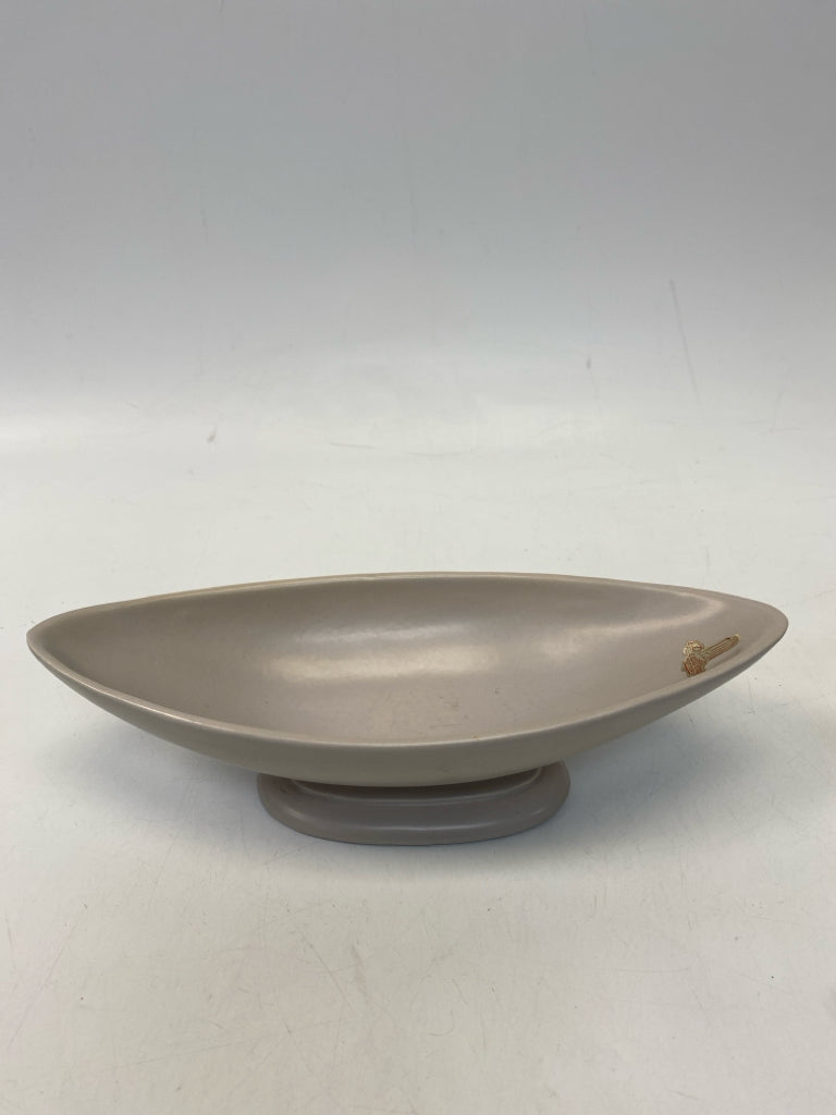 Cream Pottery