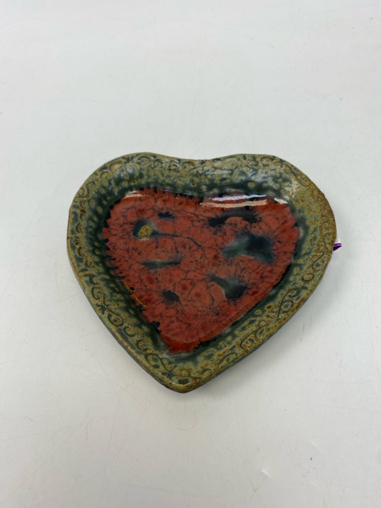 Burgundy Green Pottery