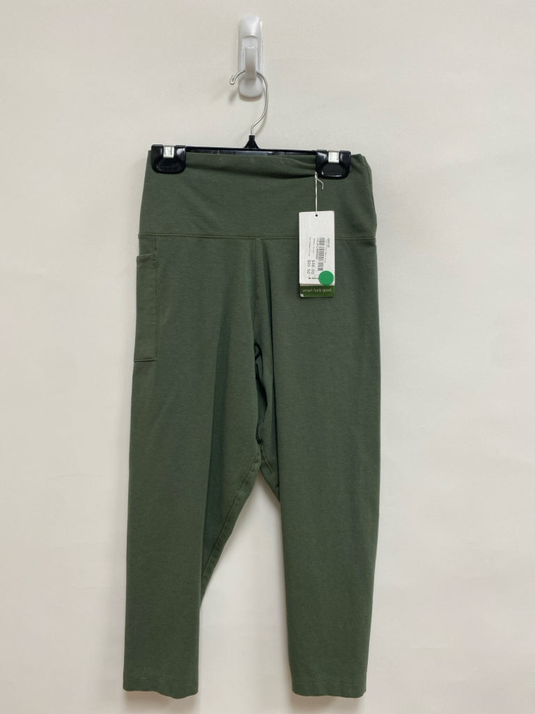 NWT Size S Olive Green Cropped Ladies Leggings