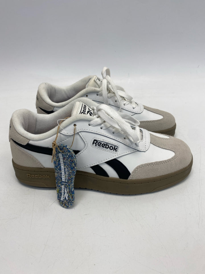 NWT Reebok  Size 8.5 Cream/white Sneakers