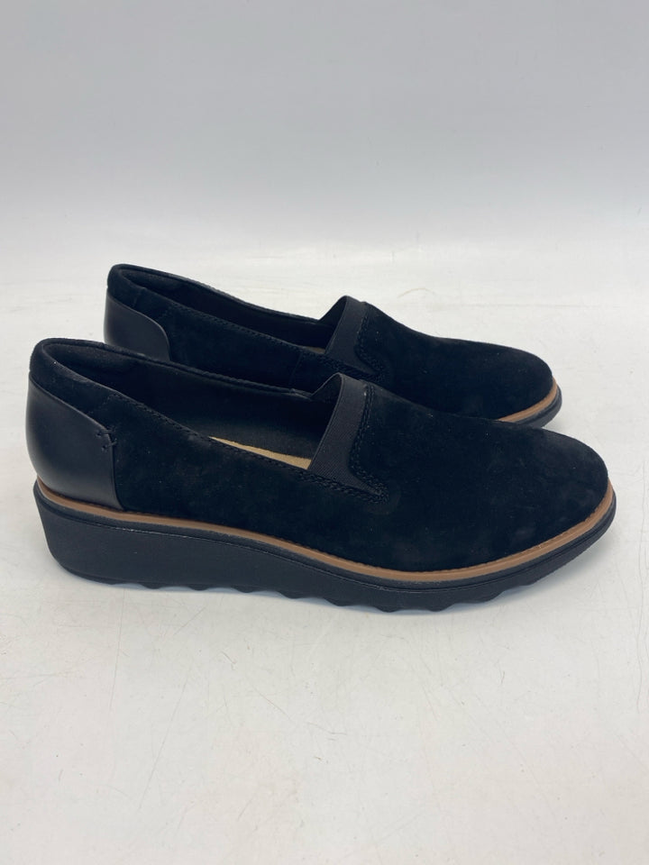 NWT Clarks US Shoe Size 8.5 Black Suede Flats