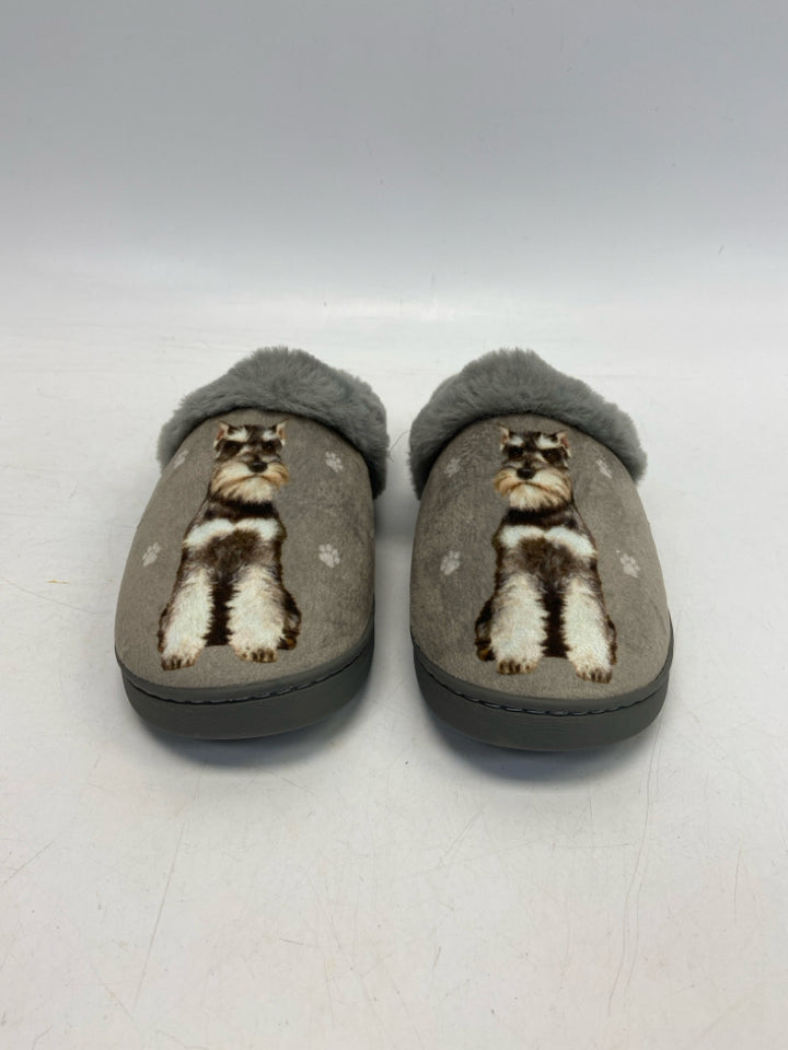 NWOT  Size S Gray Brown Dog(s) Slippers