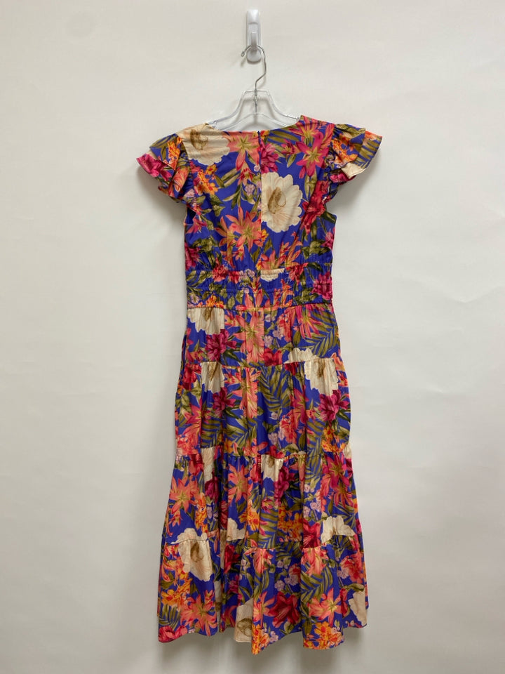 VINCE CAMUTO Size 4 Periwinkle Pink/Multi Ruffles V Neck Ladies Dress