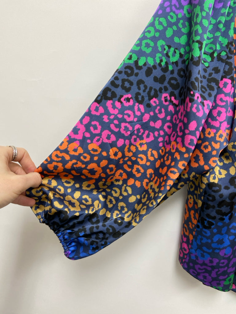 VILAGALLO Size 40 Multi Color Animal Print Ladies Top