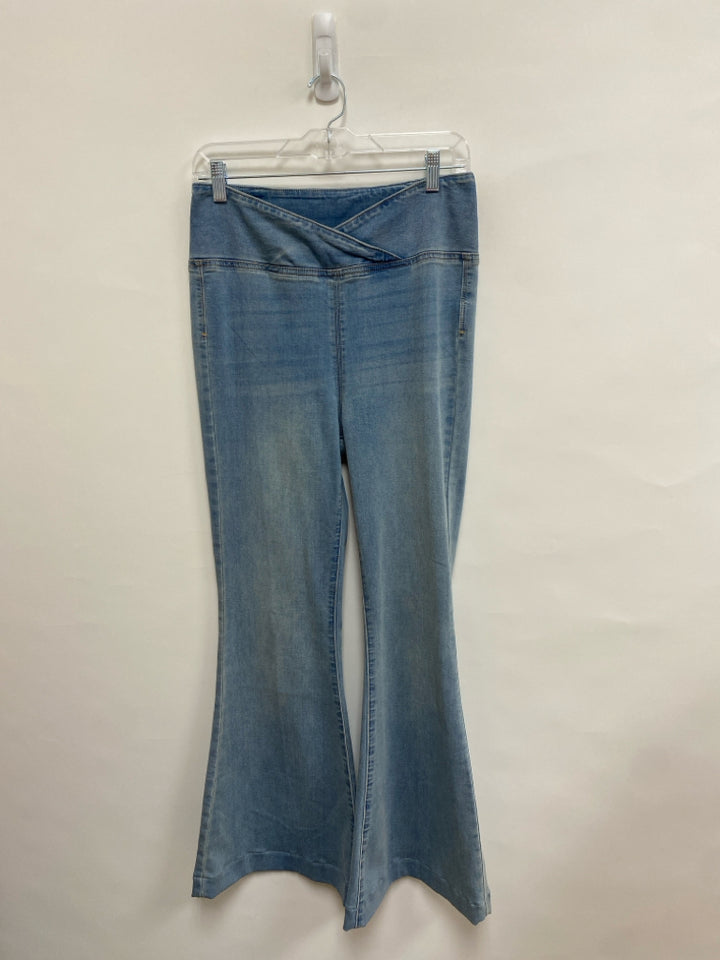 We The Free Size 28 Blue Denim Flared Ladies Jeans