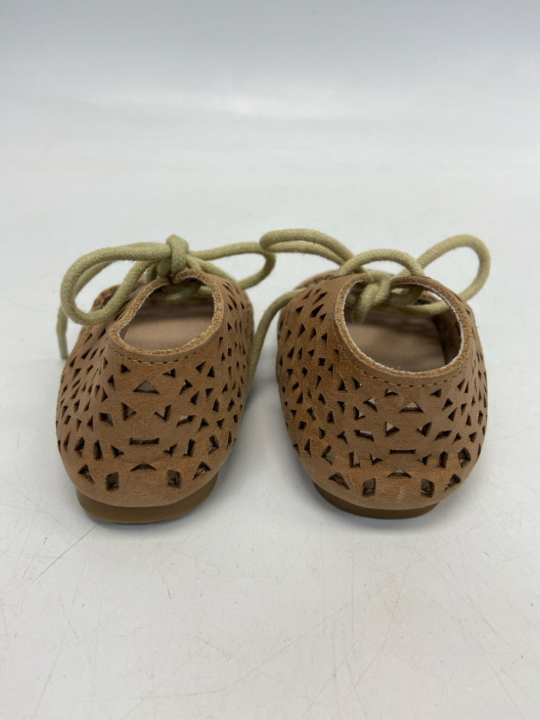 SIZE 5 Brown Perforated Girl&