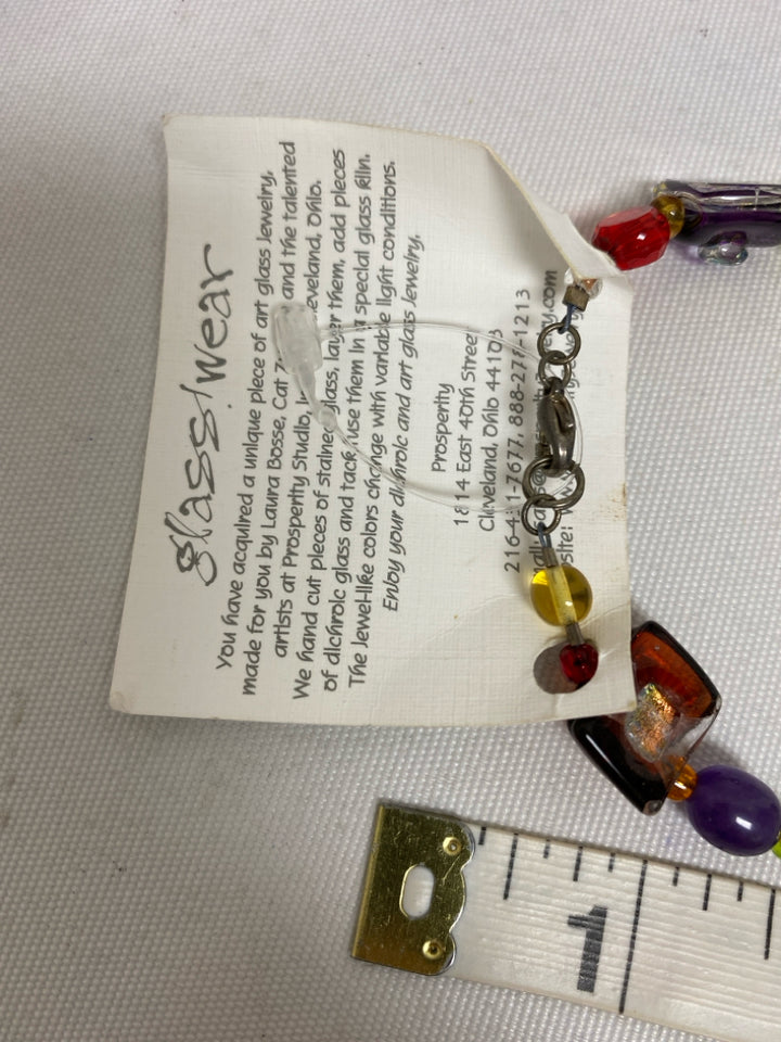 NWT Multi Color Shapes Necklace