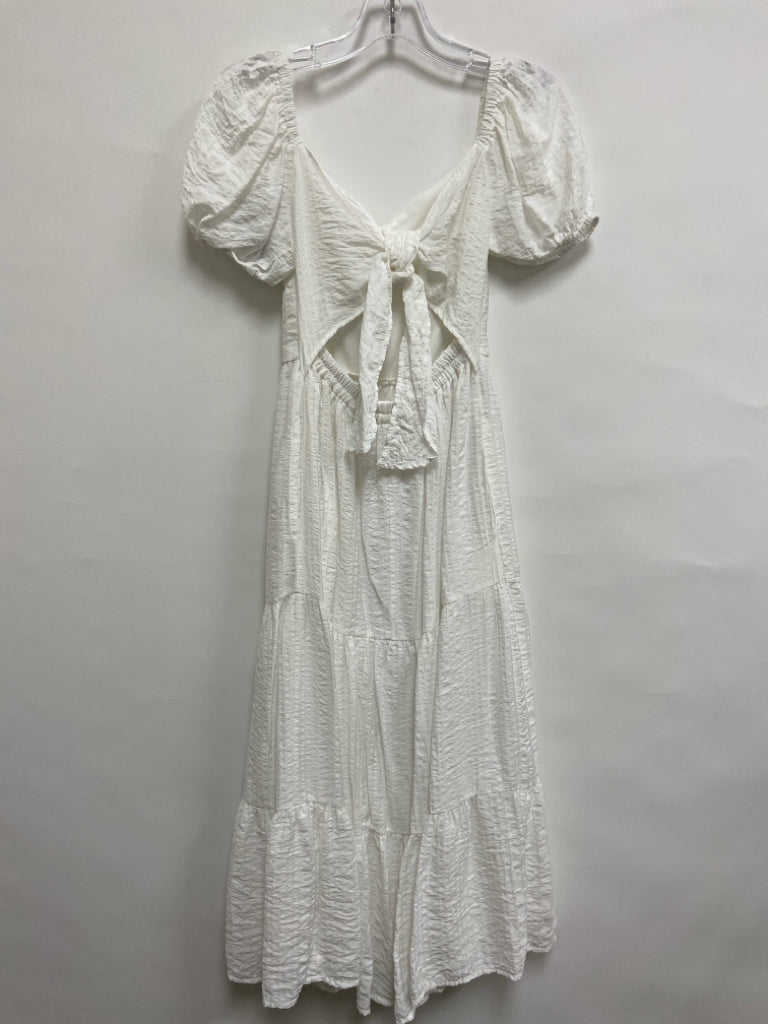 Jessica Simpson Size XS White Texture Tiered Ladies Dress