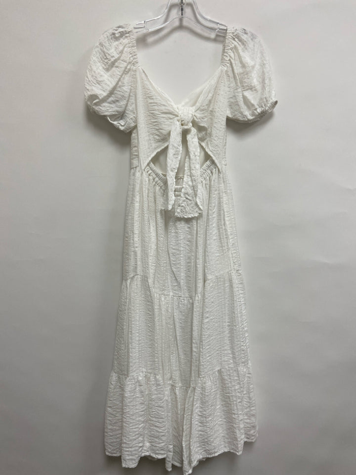 Jessica Simpson Size XS White Texture Tiered Ladies Dress