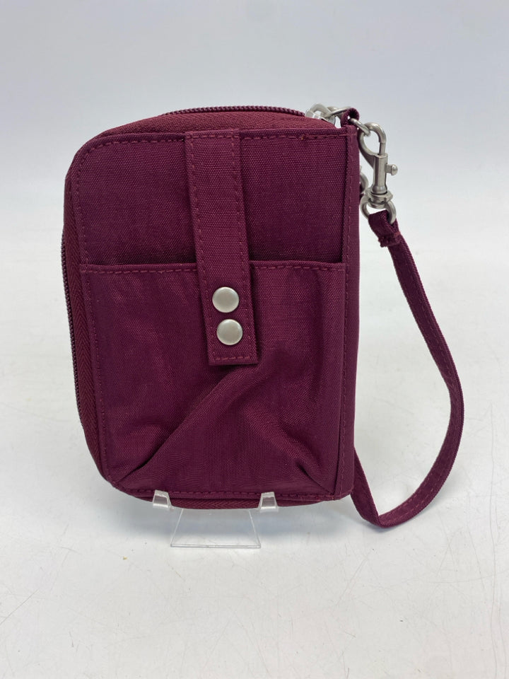 Baggallini Plum Wristlet