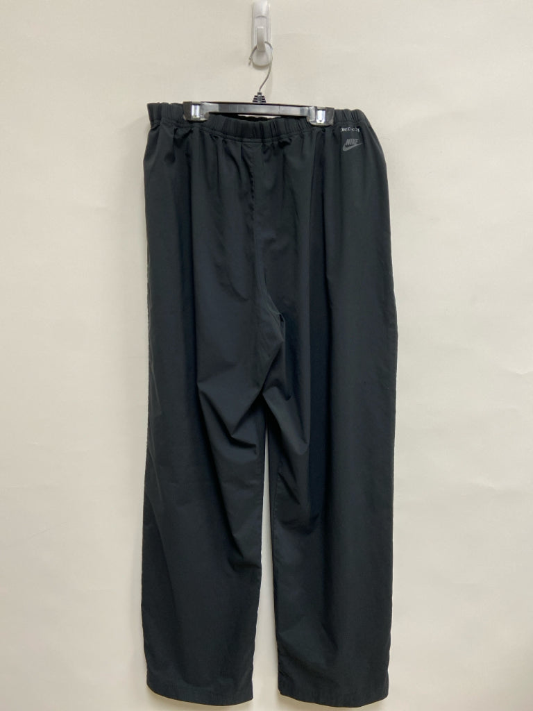 Nike Size XL Black Pull-on Ladies Pants