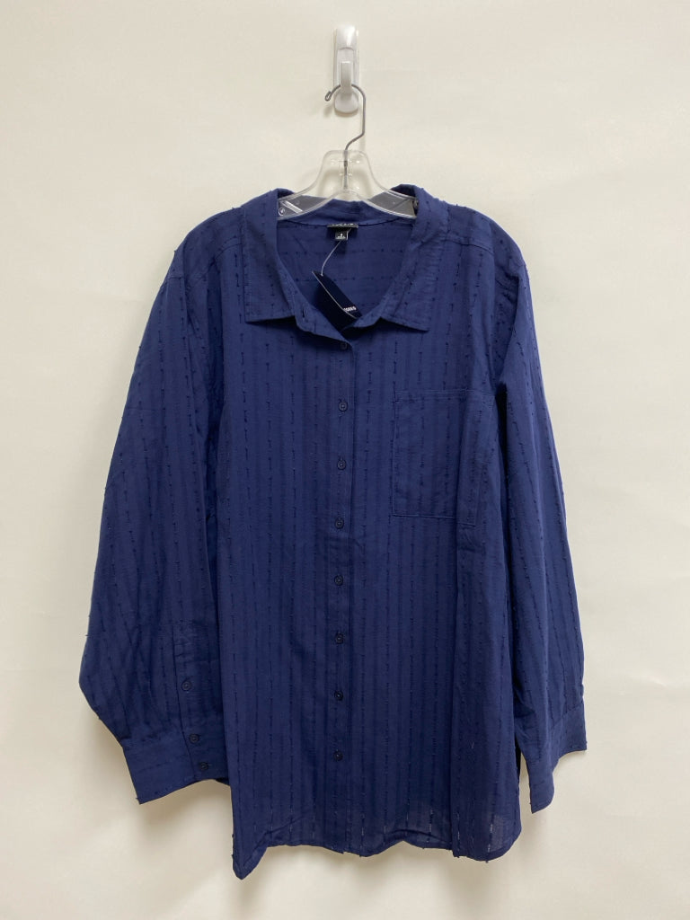 NWT Torrid Size 4 Navy Lines Plus Size Top