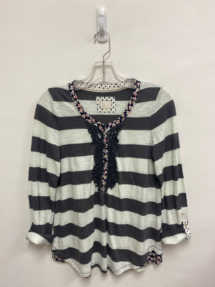 9-H15 STCL Size S White/Gray Stripes Henley Ladies Top