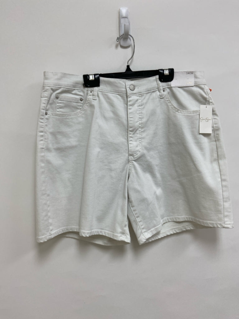 NWT Jessica Simpson Size 14 White Ladies Shorts