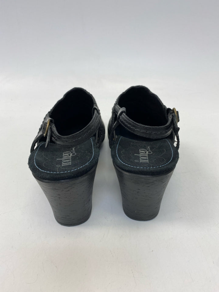 Clarks US Shoe Size 8 Black Heels