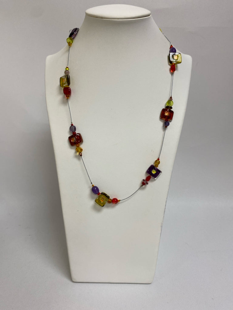 NWT Multi Color Shapes Necklace