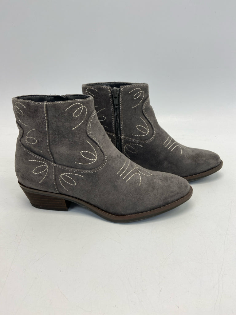 Sonoma  Size 6 Dark Gray Western Boots