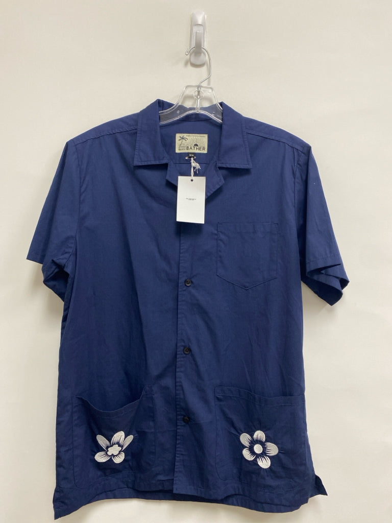 NWT Size M Navy White Button Up Embroidered Men&