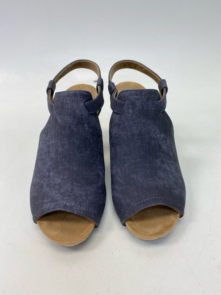 Life Stride  Size 7 Slate Blue Sandals