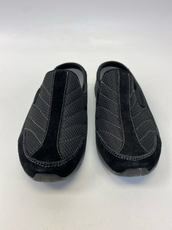NWOT Easy Spirit  Size 8 Black Sneakers