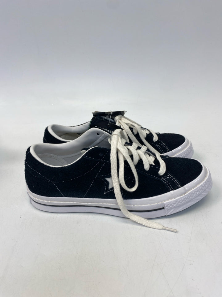 NWT Converse US Shoe Size 6 Black White Lace-up Sneakers