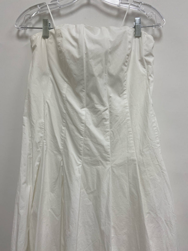 Size XL White Strapless Ladies Dress