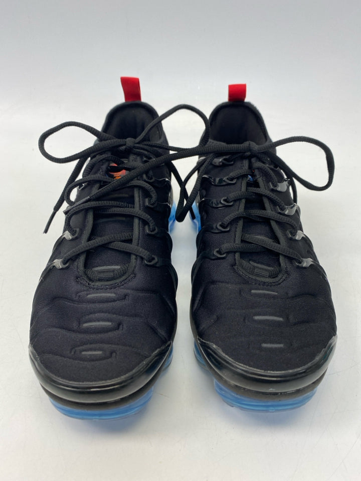 Nike US Shoe Size 8 Black Blue Trimmed Sneakers