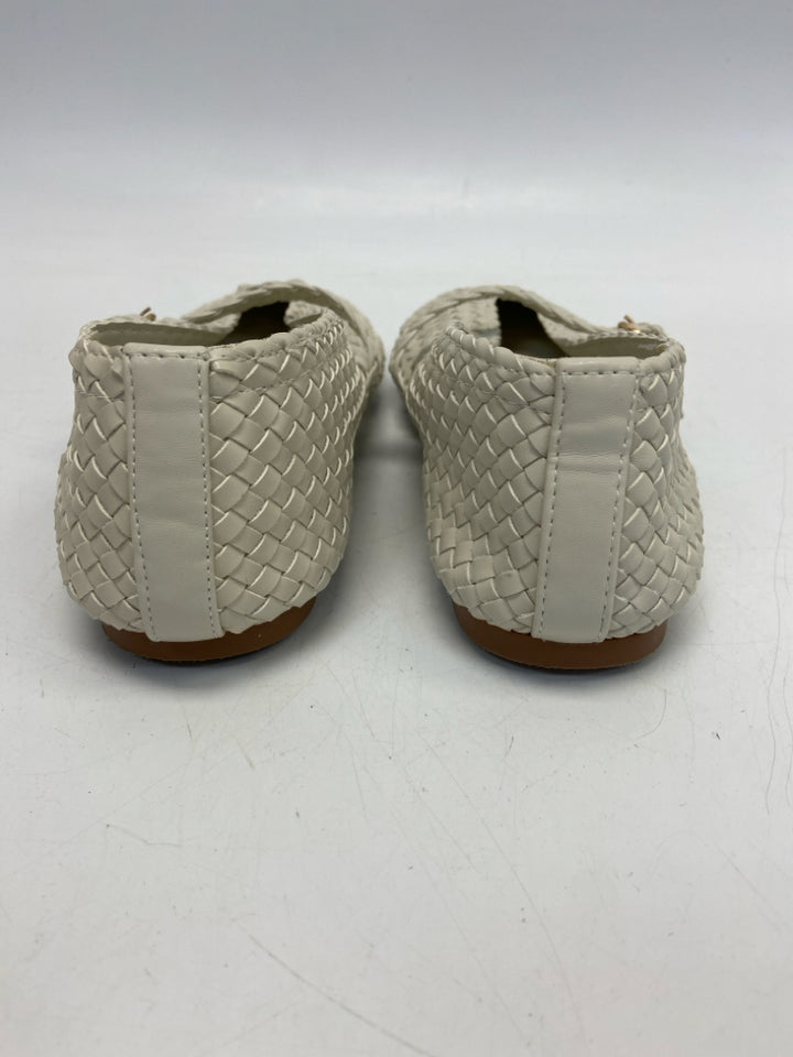 House of Harlow  Size 7.5 White Woven Flats