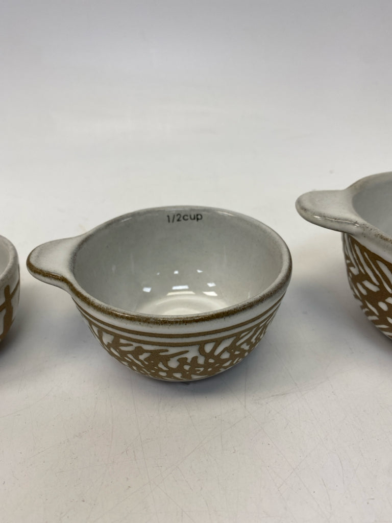 Tan Brown Pottery Measuring Cups