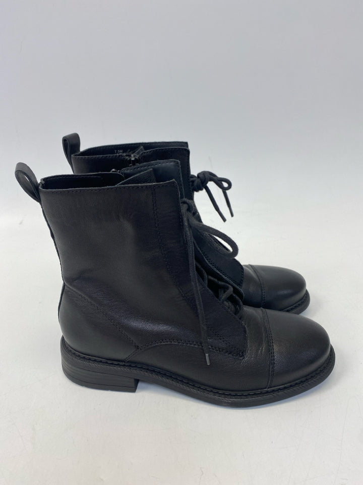 US Shoe Size 7.5 Black Side Zipper Boots