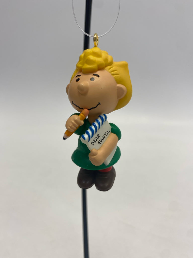 Hallmark Peanuts/Charlie Brown Ornaments