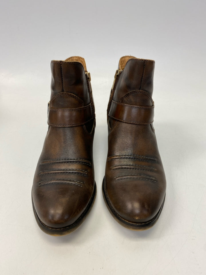 Pikolinos  Size 38 Dark Brown Boots
