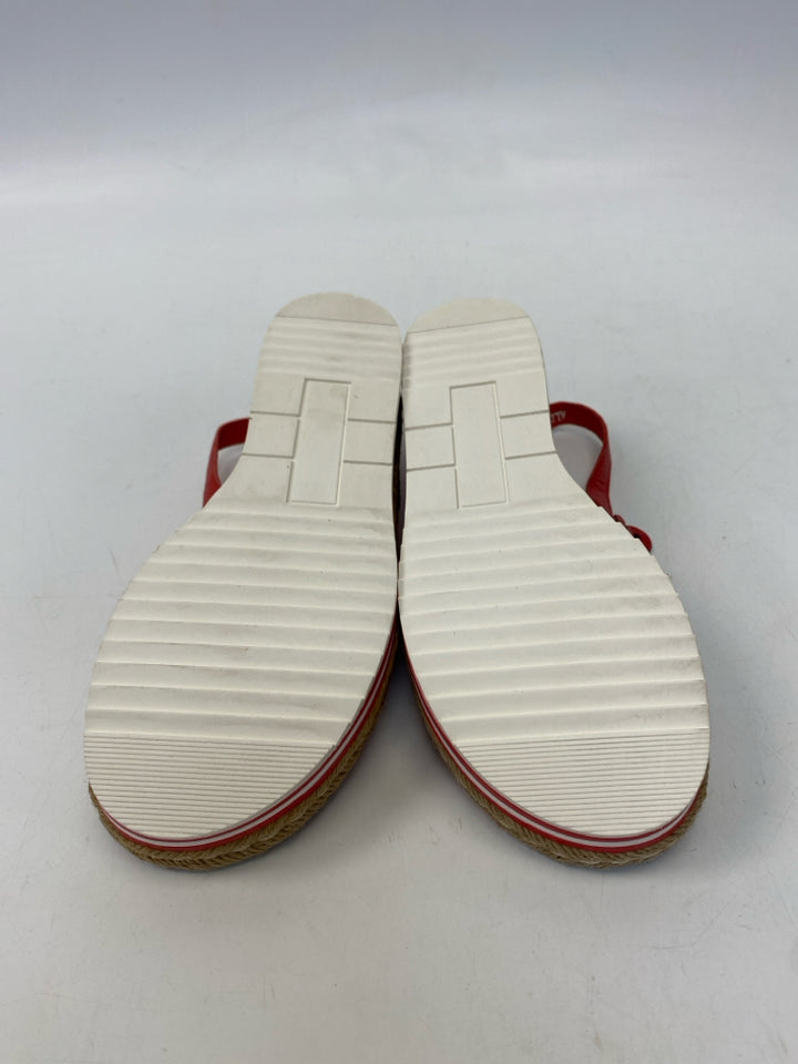 NWOT Django &amp; Juliette  Size 36 Red Flower(s) Sandals