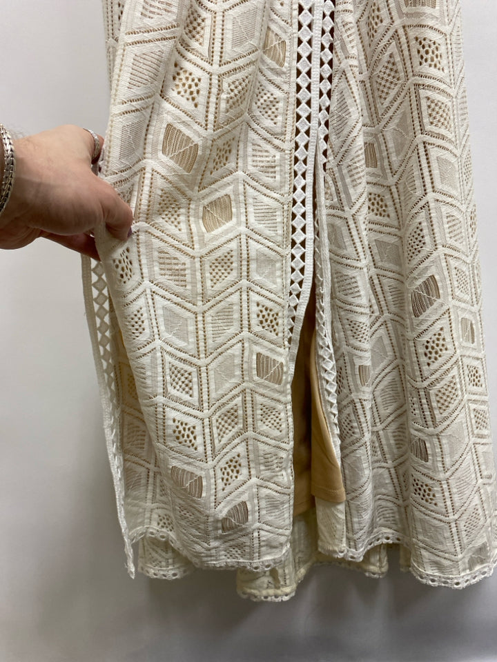 VENUS Size 4 Cream Lace Maxi Ladies Dress