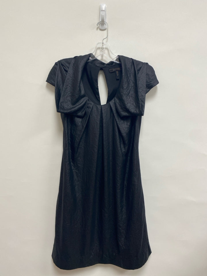 BCBG Size M Black Crinkle Ladies Dress